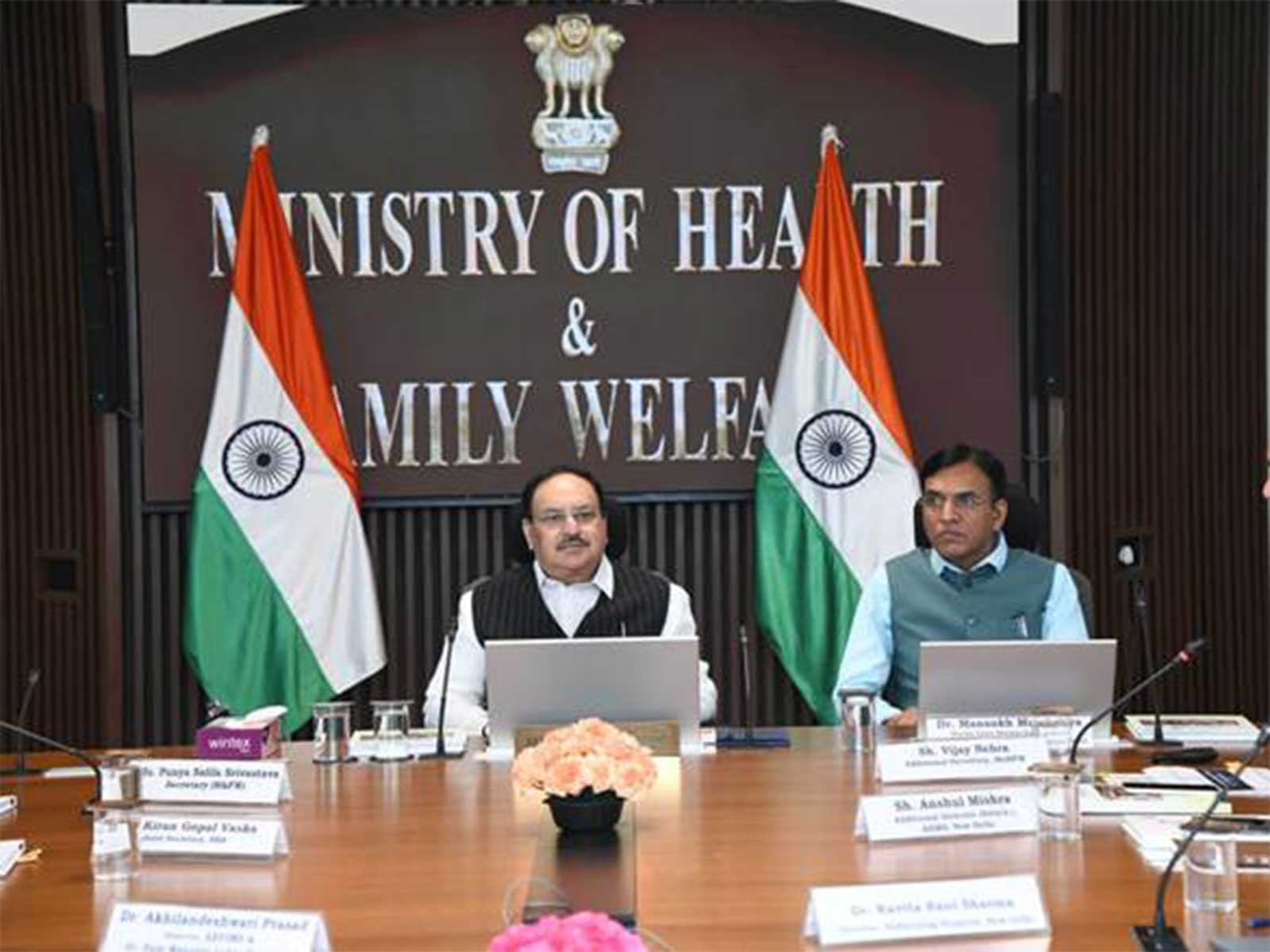 Union Health Minister JP Nadda and Union Labour & Employment and Youth Affairs & Sports minister, Mansukh Mandaviya (Photo/PIB)