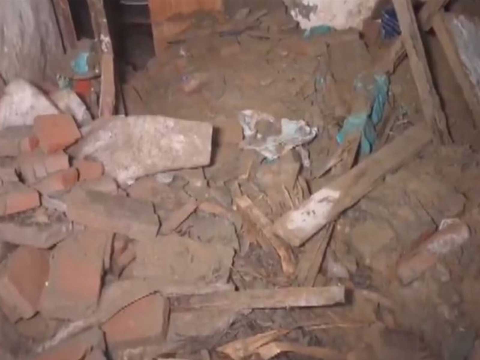 Roof collapse in Delhi's Usmanpur area  (Photo/ANI)