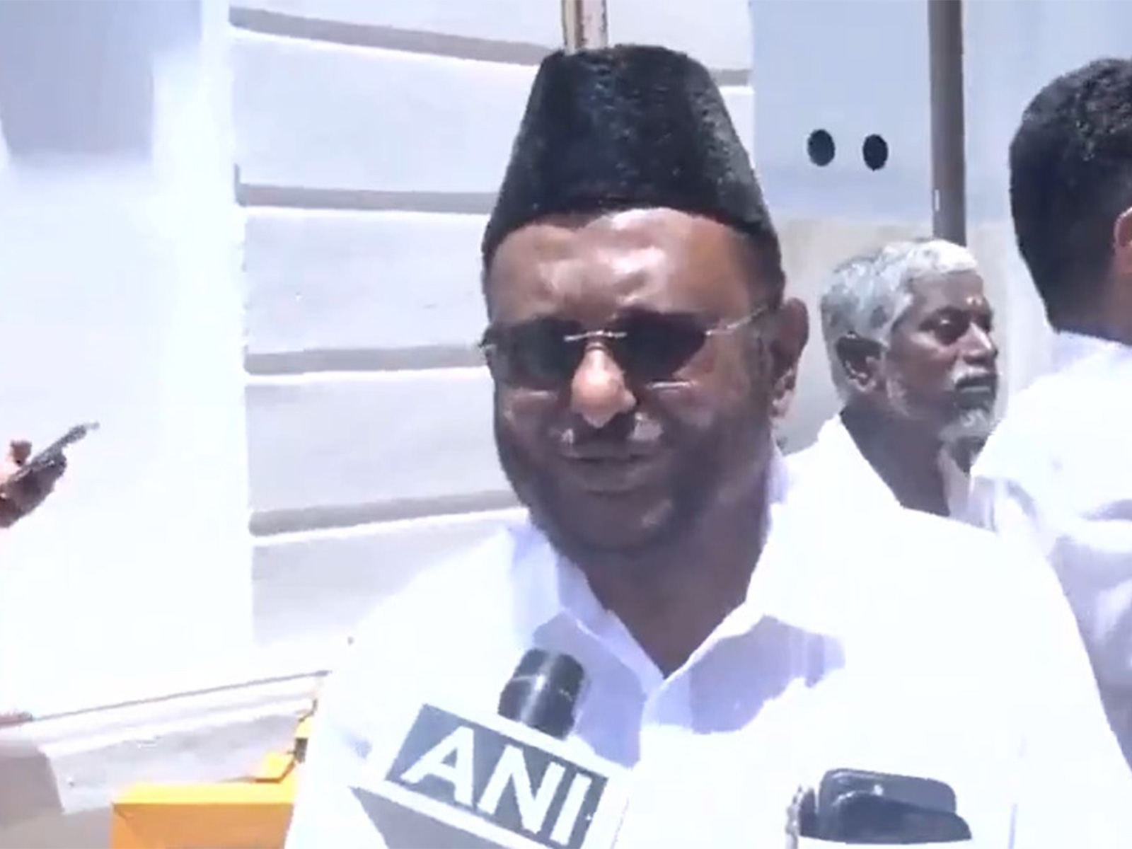 Manithaneya Makkal Katchi (MMK) MLA MH Jawahirullah (Photo/ANI)