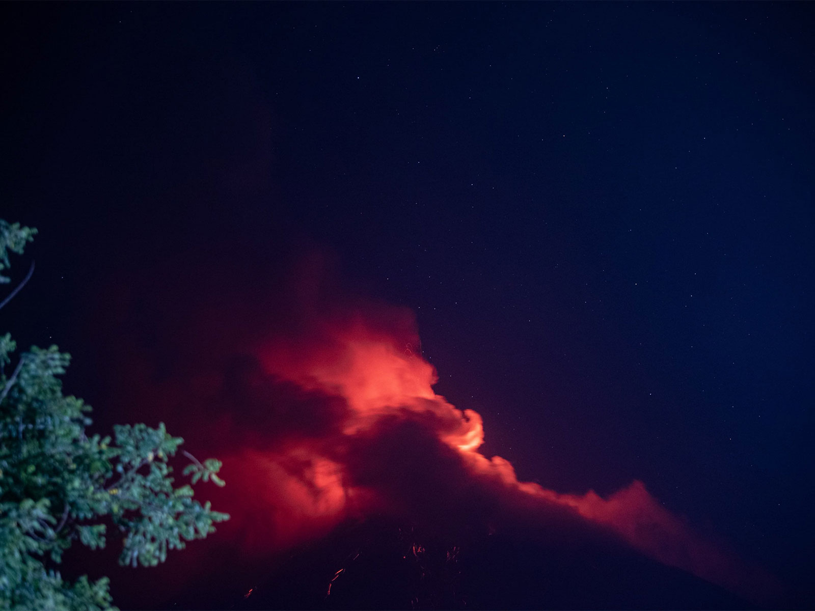 Visual of eruption from Feugo volcano in Guatemala (Photo/X/@ConredGuatemala)