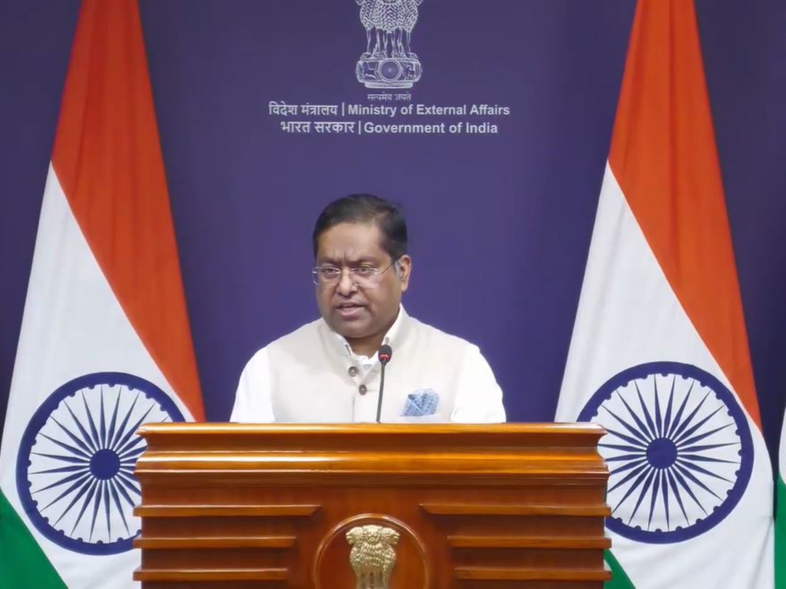 Ministry of External Affairs (MEA) spokesperson Randhir Jaiswal addressing the Bi-Weekly Media Briefing (Photo/YouTube/MEA)
