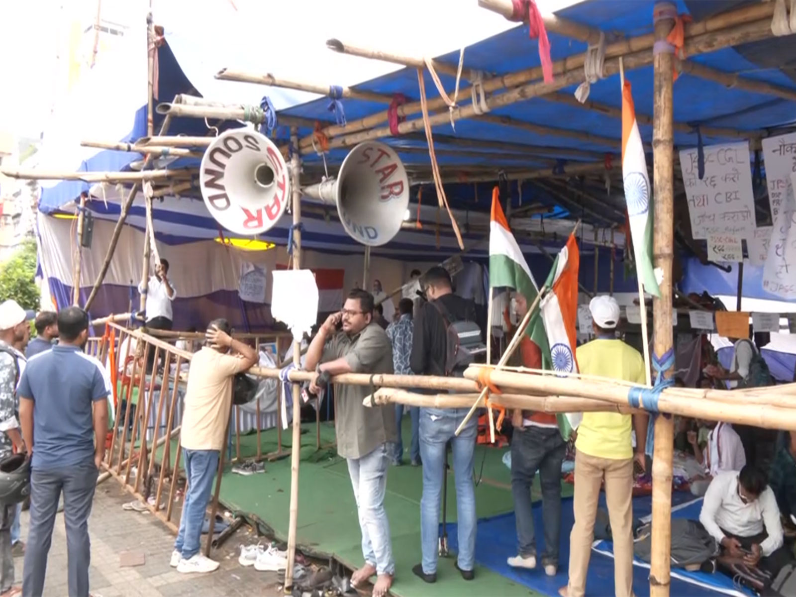Students protest over JPSC exam irregularities (Photo/ANI)