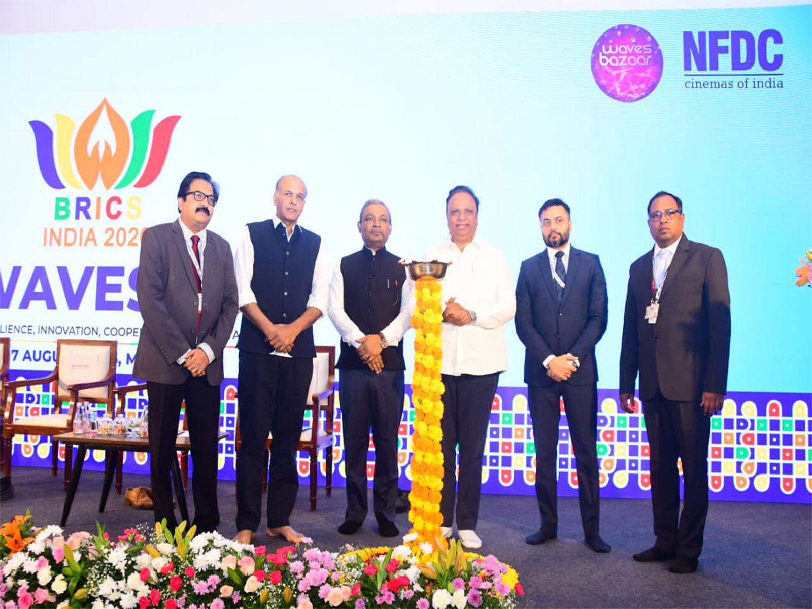 Maharashtra Cultural Affairs Minister Ashish Shelar inaugurates BRICS Waves Bazaar (Photo/@PIB_India)