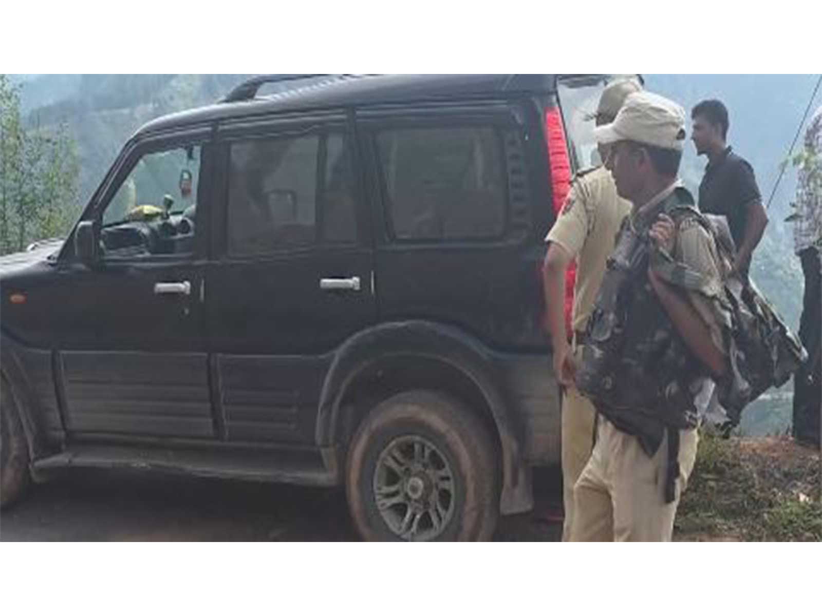 The Scorpio SUV that allegedly evaded a police checkpoint was later seized on Dalwas Link Road in Ramban district. (Photo: @ians_india/ x)