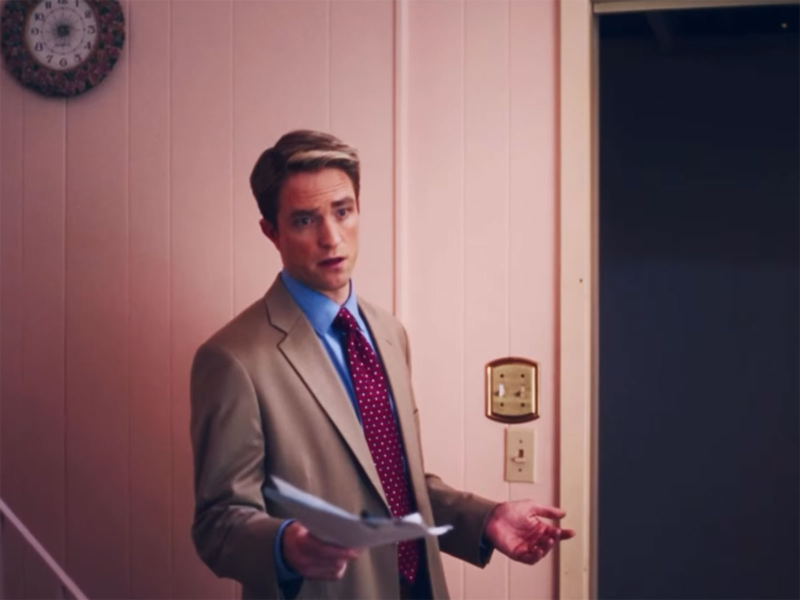 Robert Pattinson in 'Primetime' trailer (Photo/Instagram/@a24)