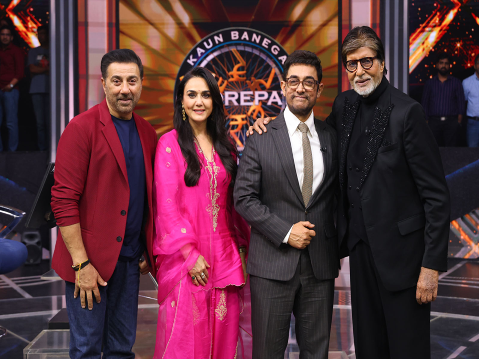 Sunny Deol,  Preity Zinta, Aamir Khan, Amitabh Bachchan (Photo/Team KBC) 