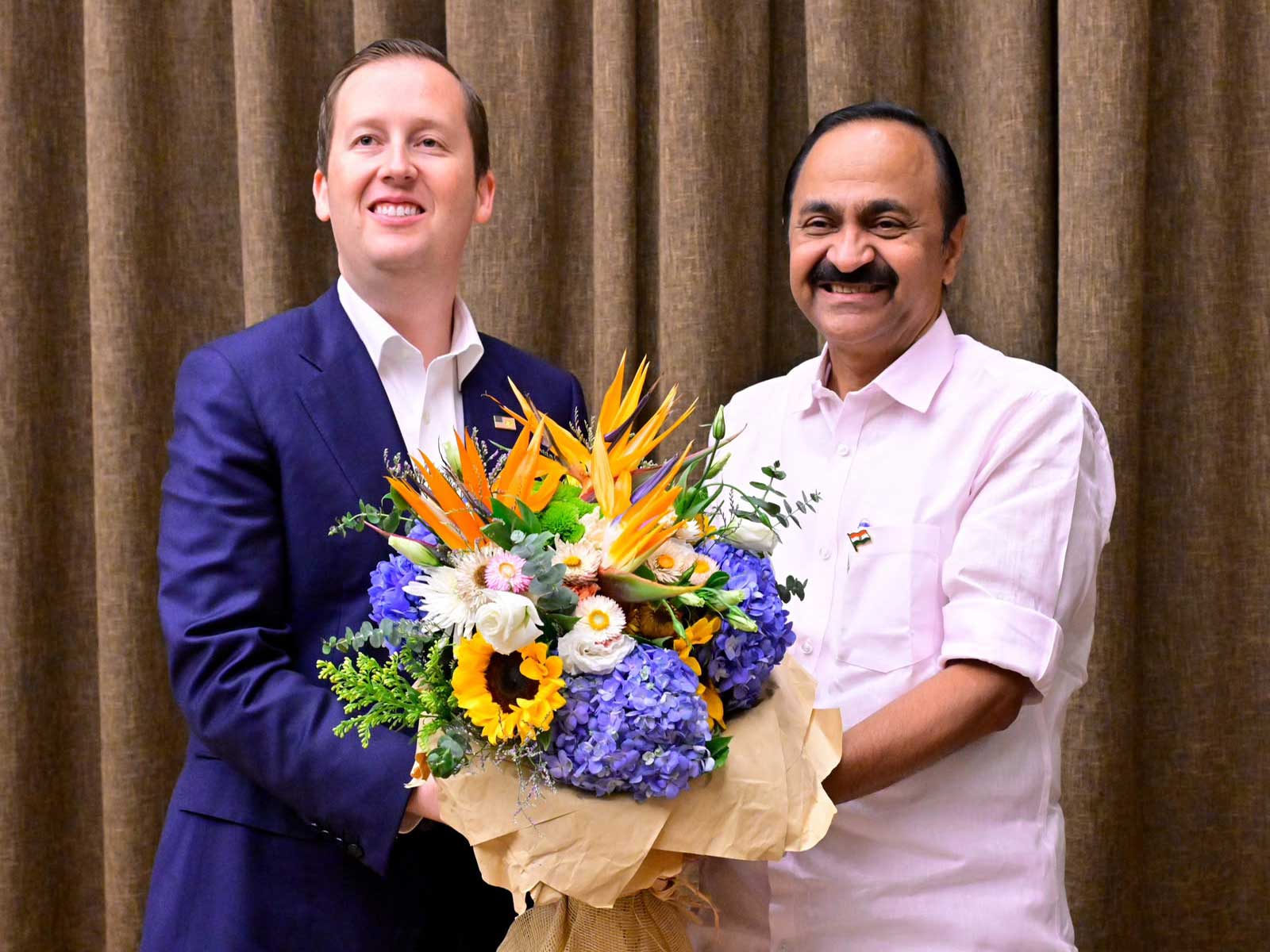 Keralam Chief Minister VD Satheesan meets US Ambassador to India Sergio Gor in Kochi. (Photo: X/@vdsatheesan)