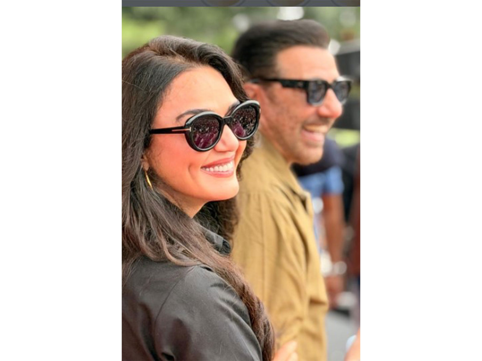 Preity Zinta and Sunny Deol (Image source: Sunny's Instagram)