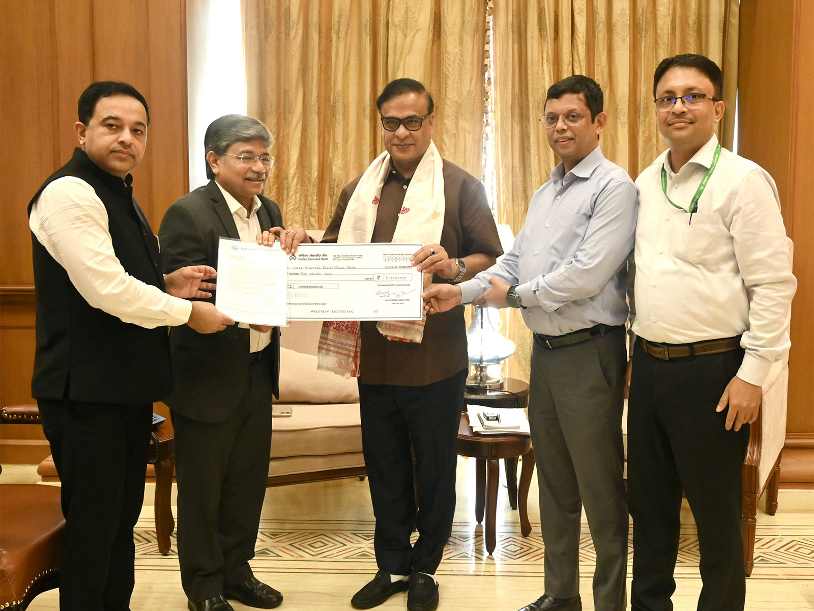 Officials from Ministry of Ports, Shipping and Waterways with Assam CM Himanta Biswa Sarma (Photo/Ministry of Ports, Shipping and Waterways)