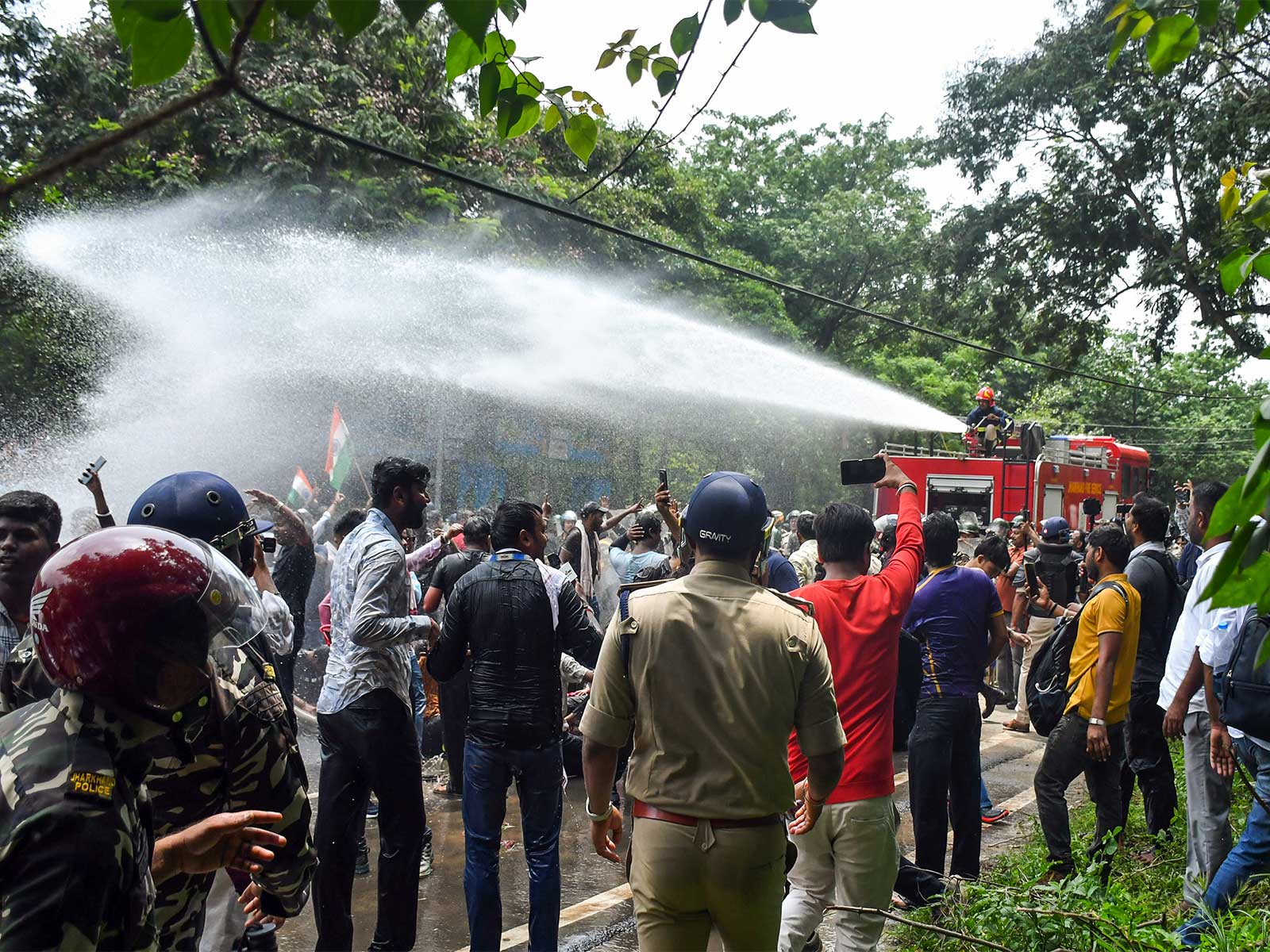 Ranchi Police uses water cannon against Protestors (Photo/ANI)