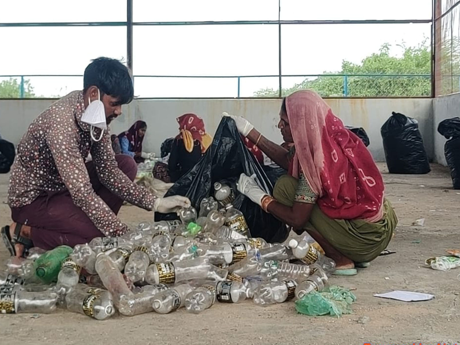 Gujarat Forest Department to purchase plastic waste collected by villagers (Photo/ANI)