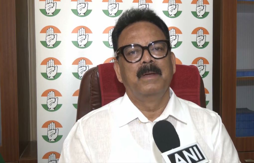  Congress MP Sukhdeo Bhagat (Photo : ANI)