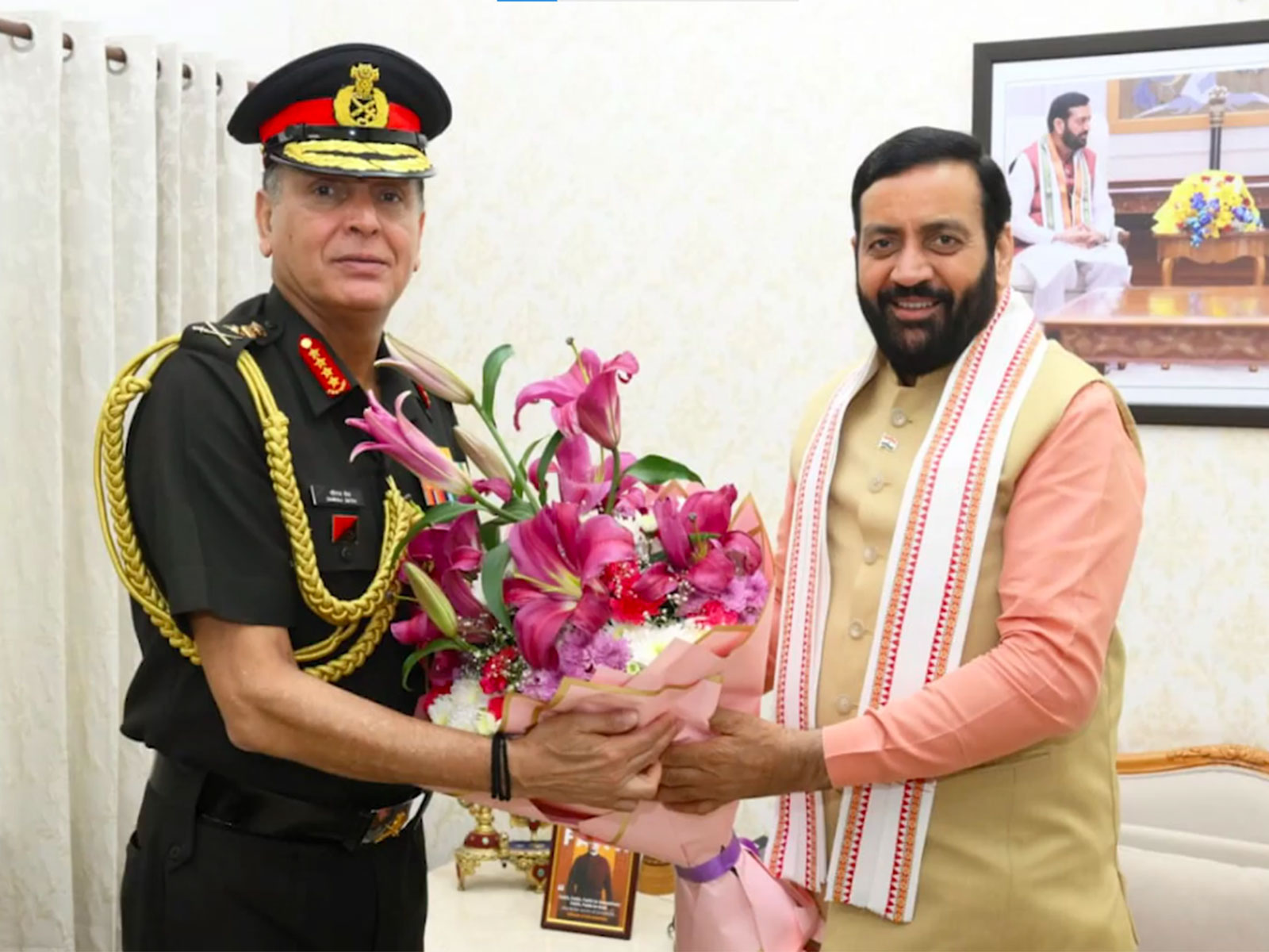 Army Chief General Dhiraj Seth with Haryana Chief Minister Nayab Singh Sain (Photo/X/@cmohry)