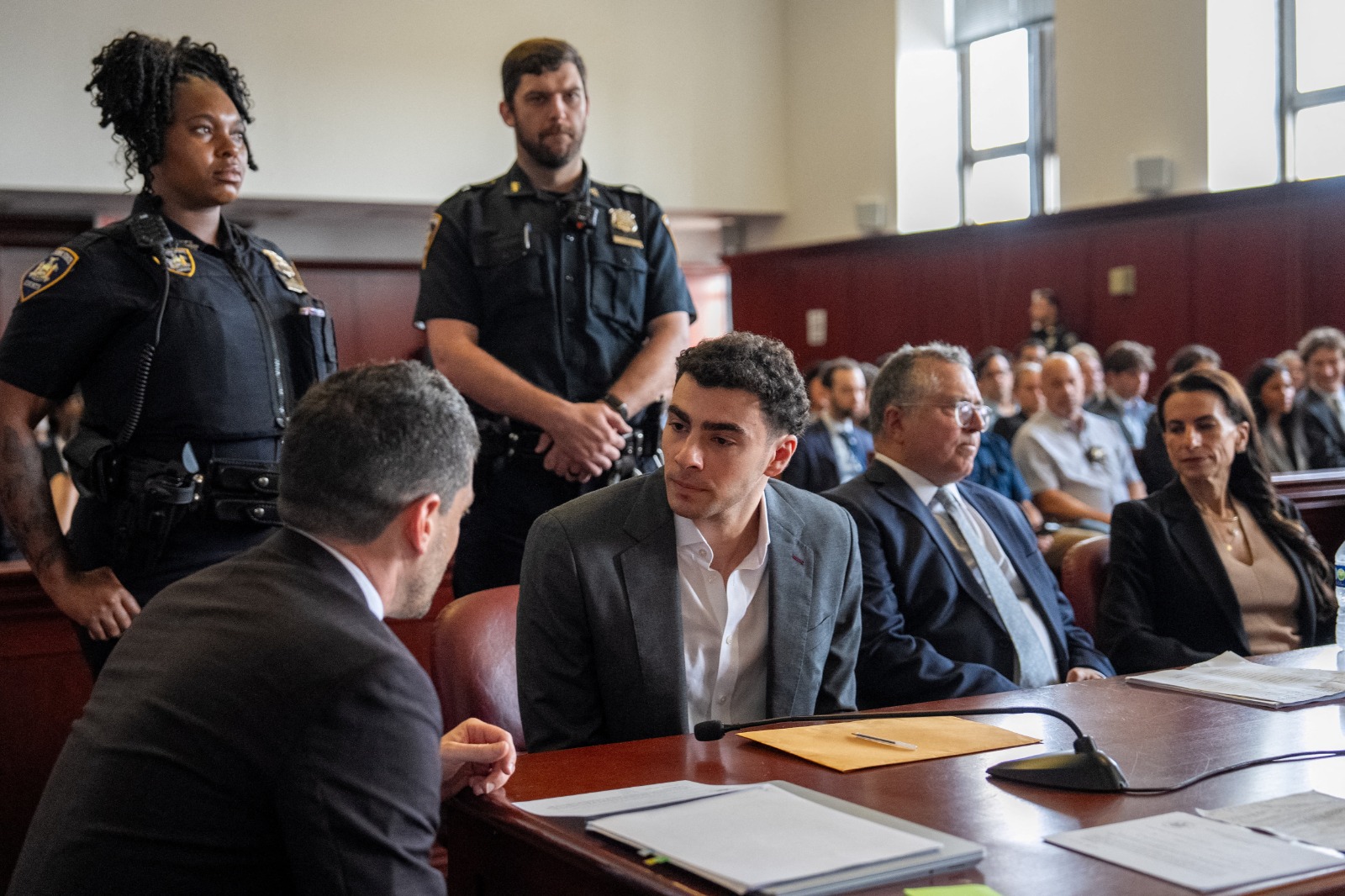 Luigi Mangione attends a pre-trial appearance at Manhattan Criminal Court, in New York, US on August 11, 2026 (Photo/Reuters)