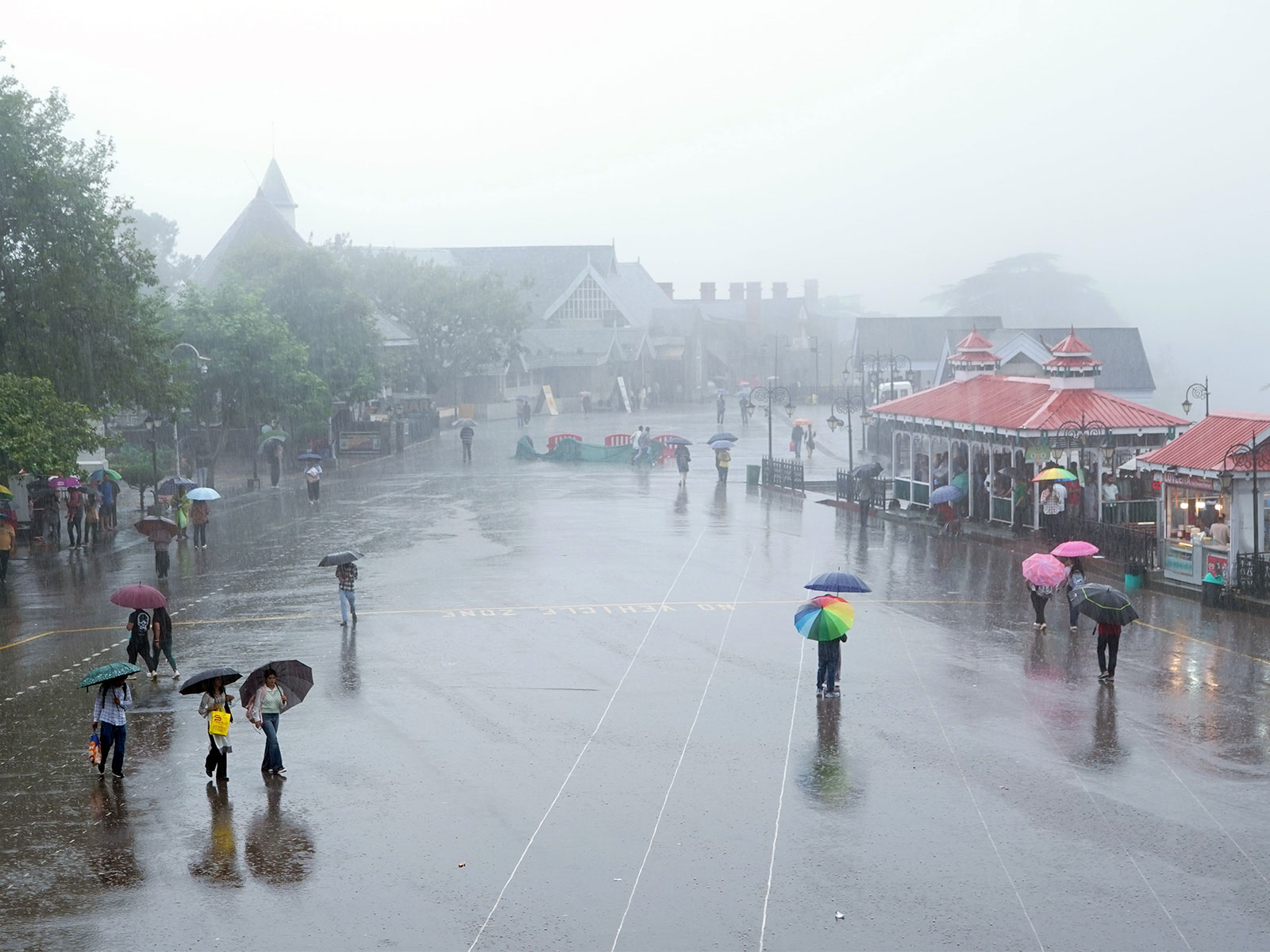 A view of heavy rainfall in Himachal Pradesh (File Photo/ANI)