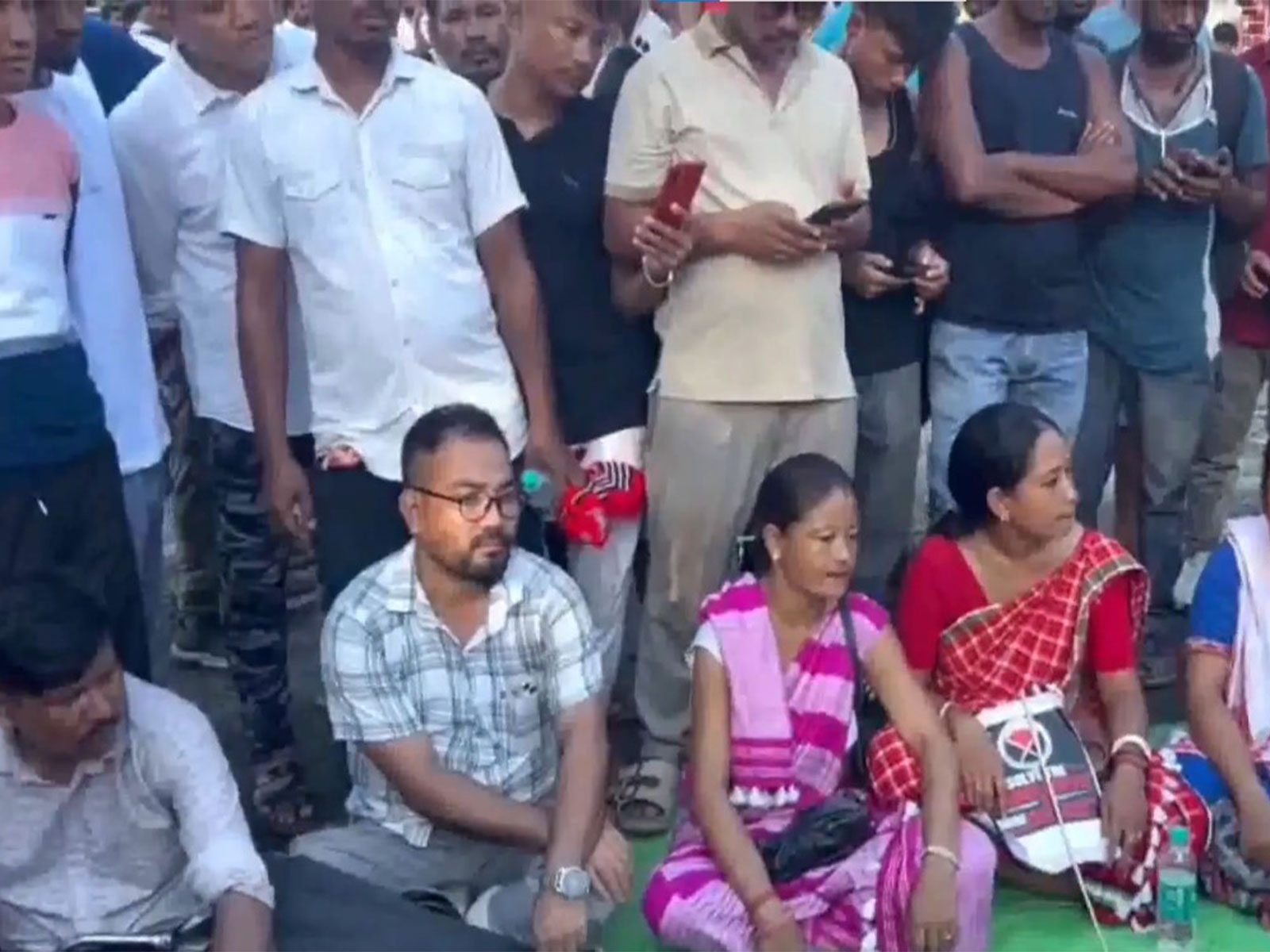 Indefinite blockade imposed by Mising community over Assam-Arunachal border firing (Photo/ANI)