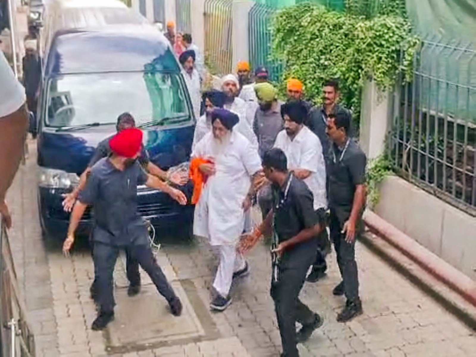 SAD chief Sukhbir Singh Badal being rushed to hospital in Nanded, Maharashtra (Photo/ANI)