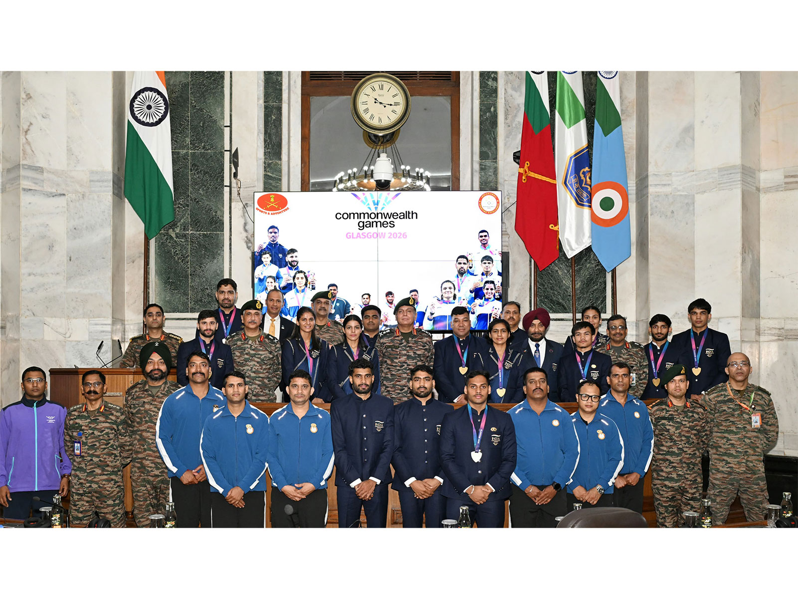 Indian army sportspersons of CWG 2026 with COAS General Dhiraj Seth (Photo: X/ @adgpi)