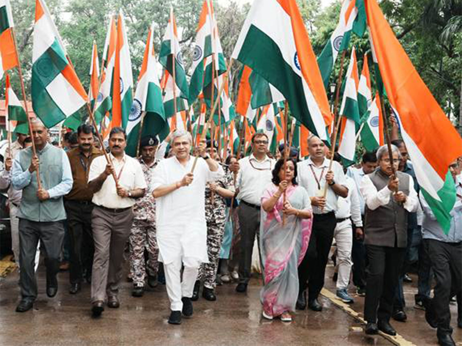 Union Railway Minister Ashwini Vaishnaw leads Tiranga Rally at Rail Bhawan on the eve of Independence Day (Photo: PIB/MinistryofRailways)