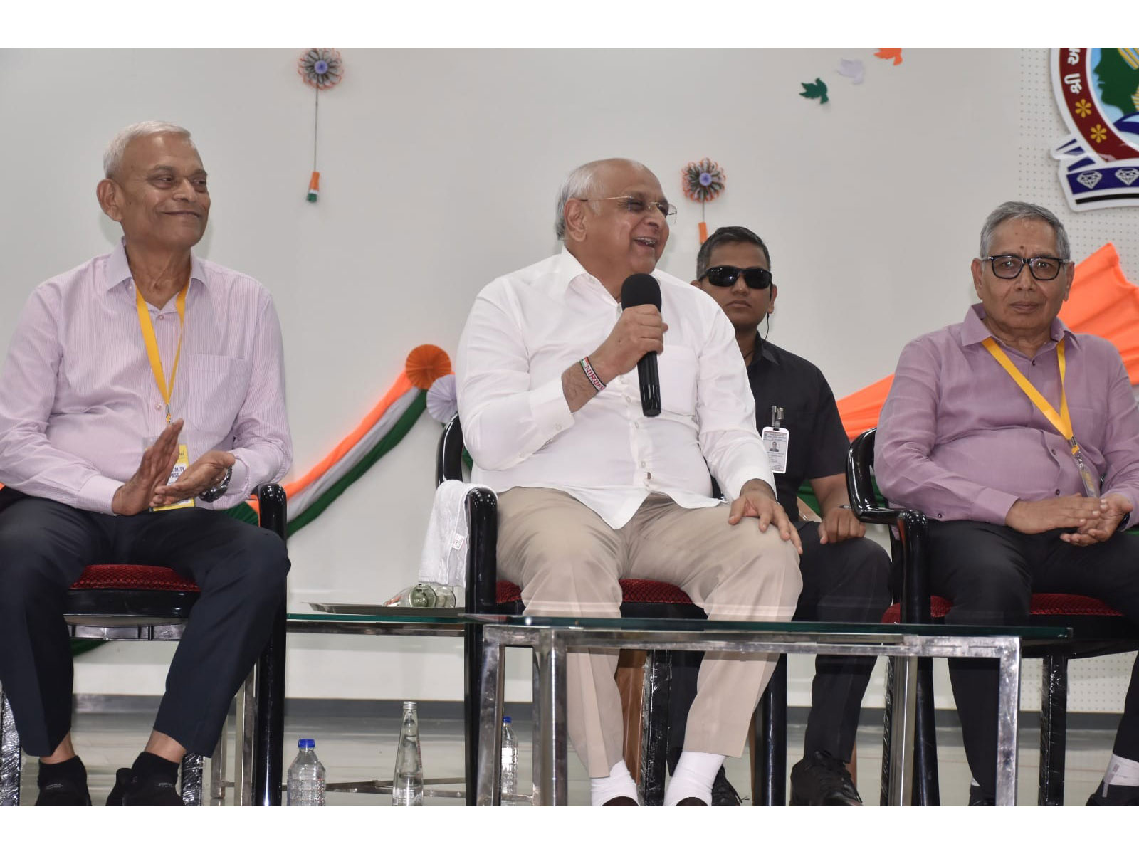 Gujarat CM Bhupendra Patel interacts with students at the Shantaben Haribhai Gajera Shaikshanik Sankul in Amreli (Photo/Gujarat CMO)