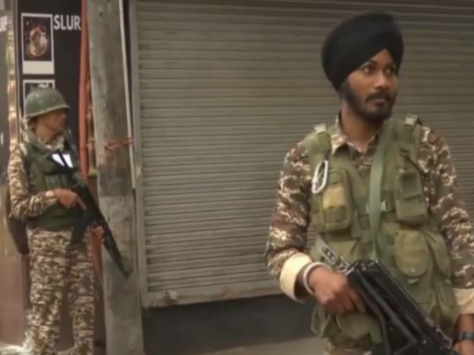 Security personnel deployed in Srinagar's Lal Chowk (Photo/ANI)