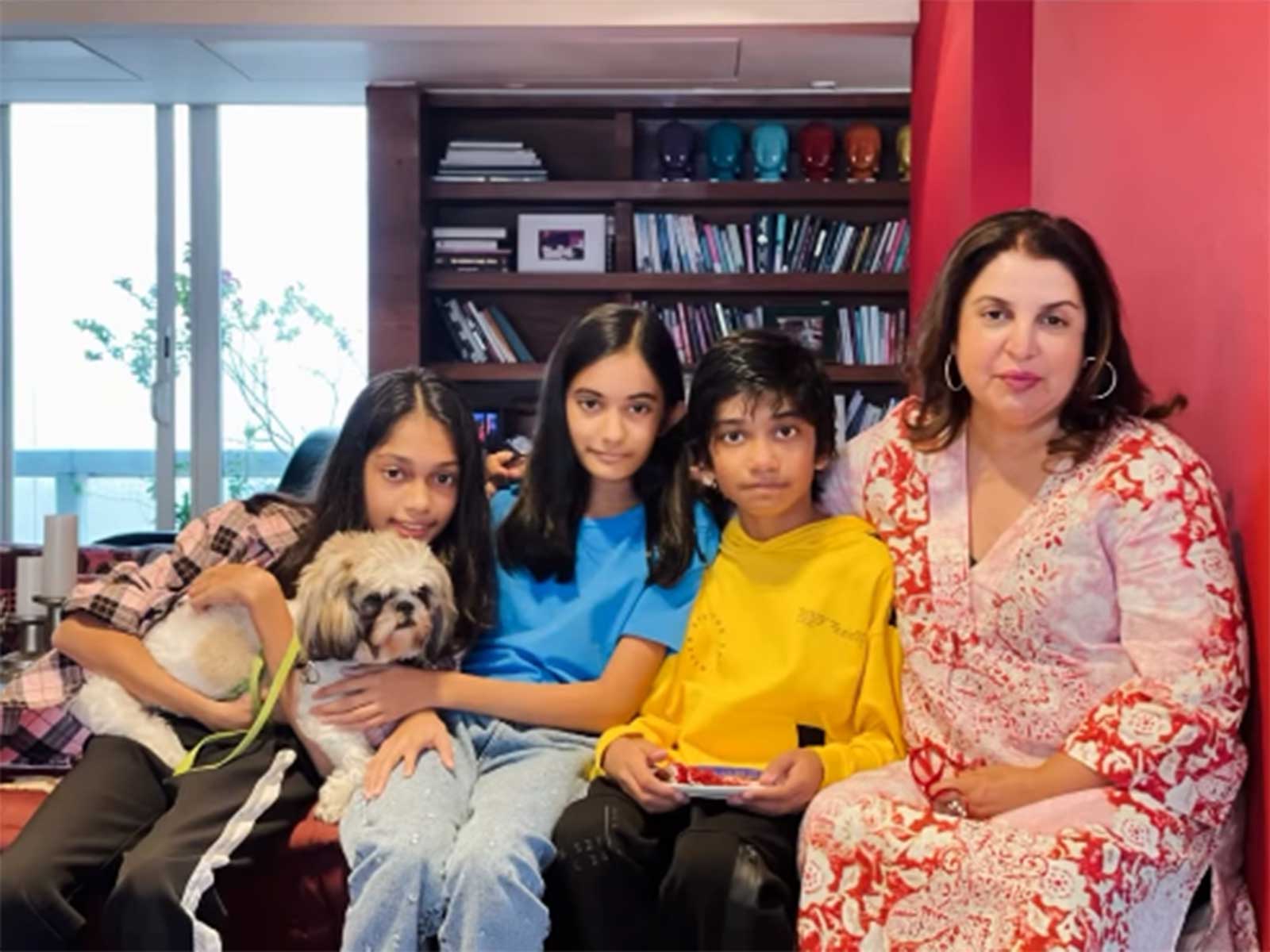 Farah Khan with her kids (Photo/instagram/@farahkhankunder)