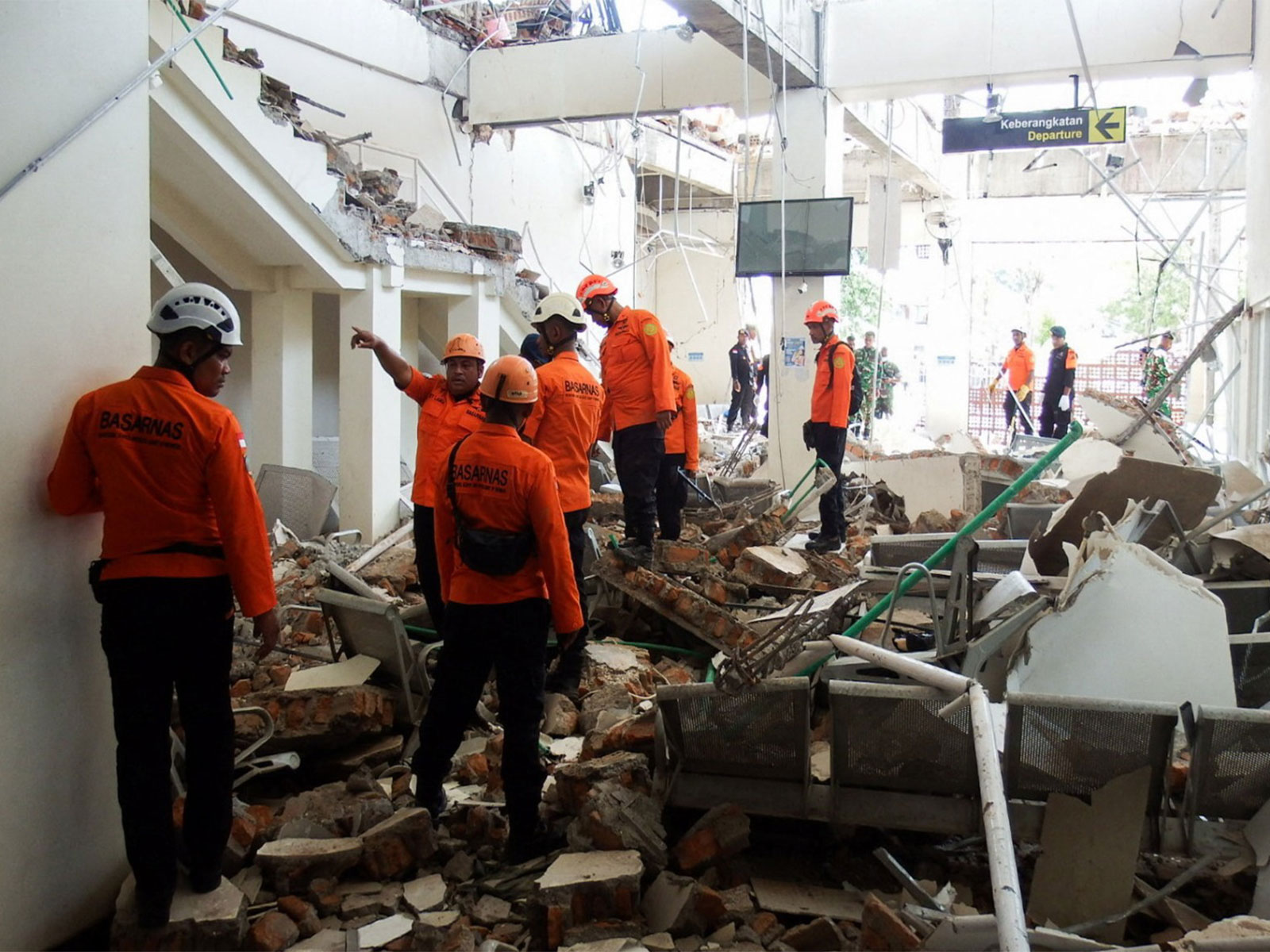 Aftermath images of Indonesian earthquake (Photo/Reuters)