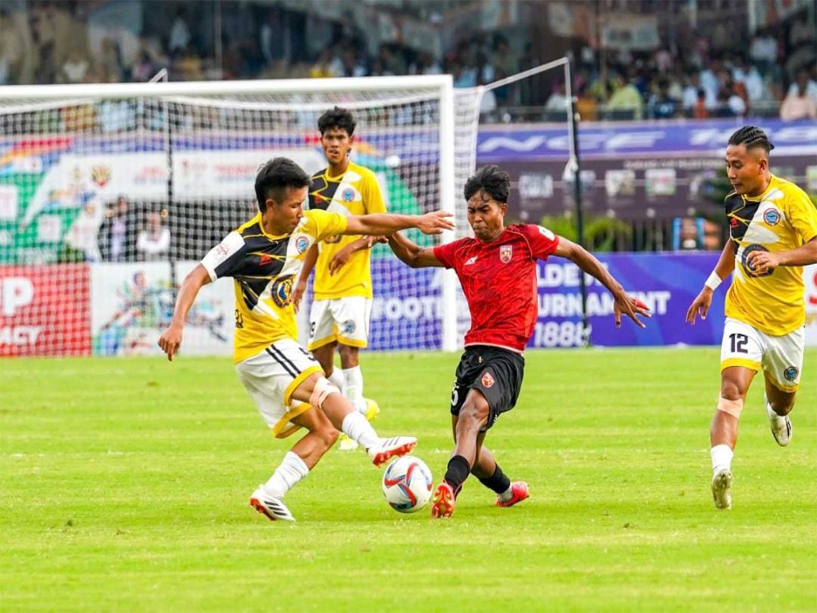 SC Delhi and FC Raengdai players in action (Photo: Durand Cup)