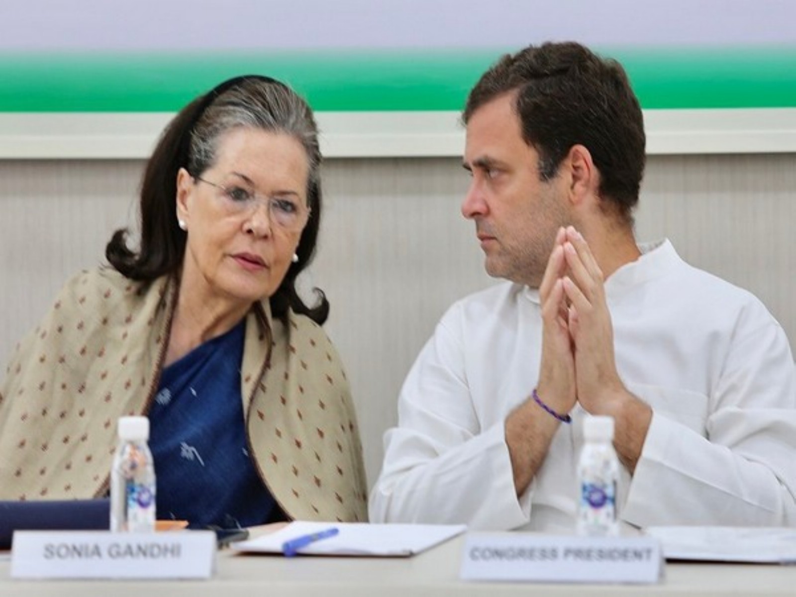 Congress leaders Sonia Gandhi and Rahul Gandhi (File Photo/ANI)