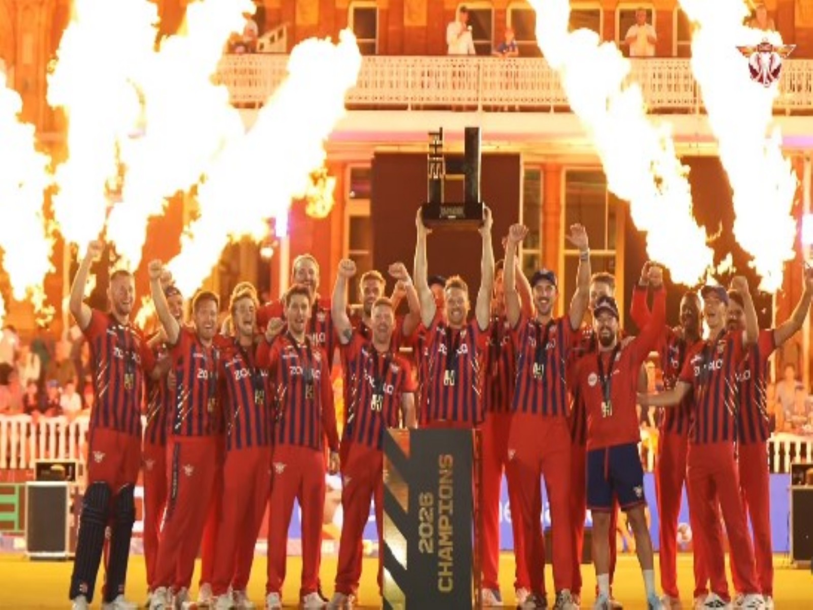 Manchester Super Giants lifting the title. (Photo: @manchestersupergiants Instagram)