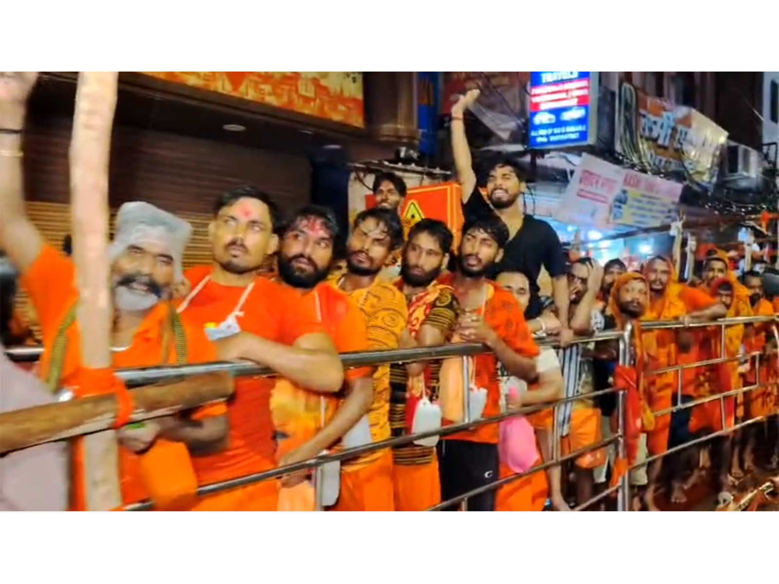 Kanwariyas throng Kashi Vishwanath Dham (Photo/PRO Shri Kashi Vishwanath Temple)