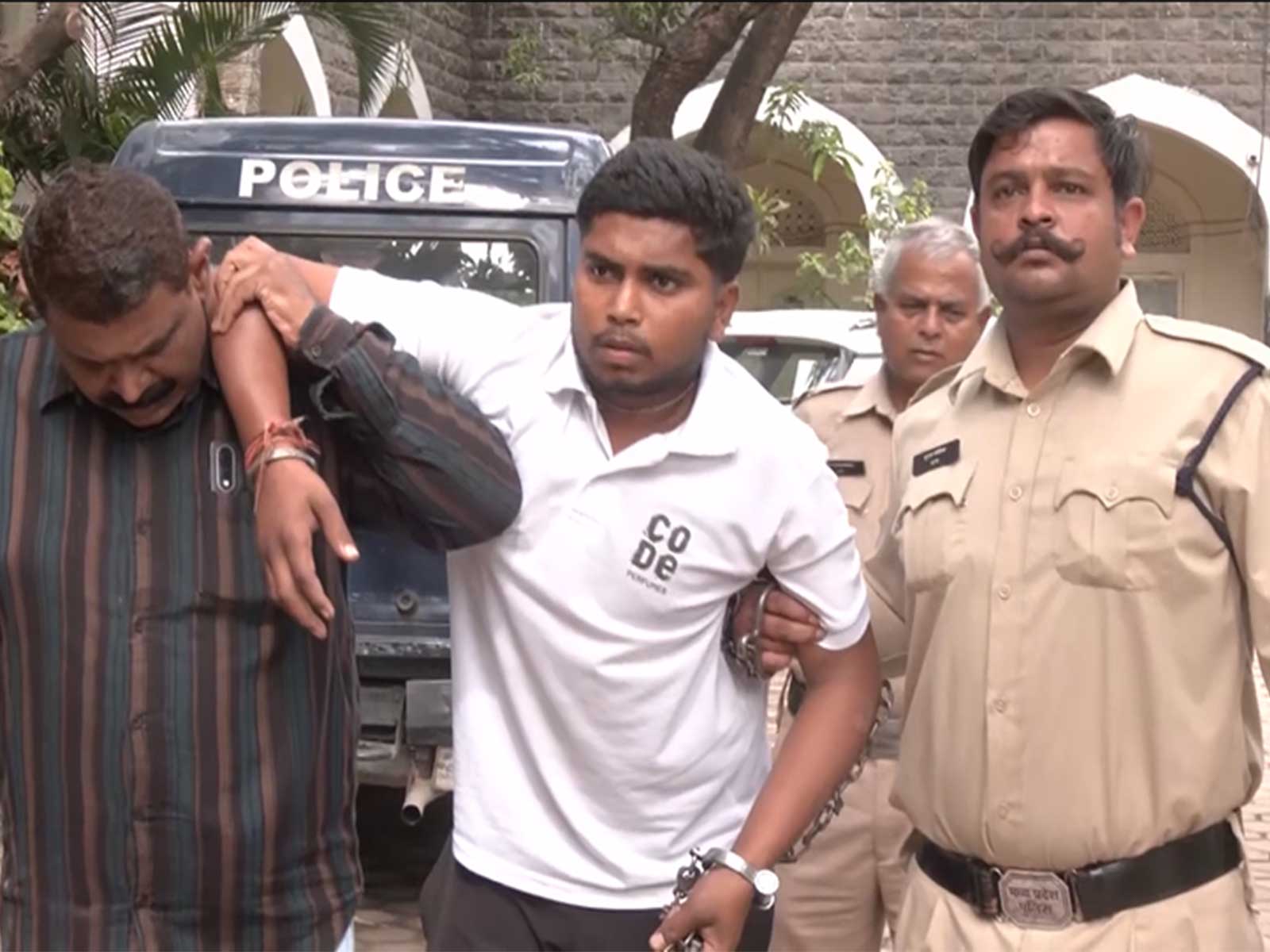Accused Rahul Bhati in police custody (Photo/ANI)