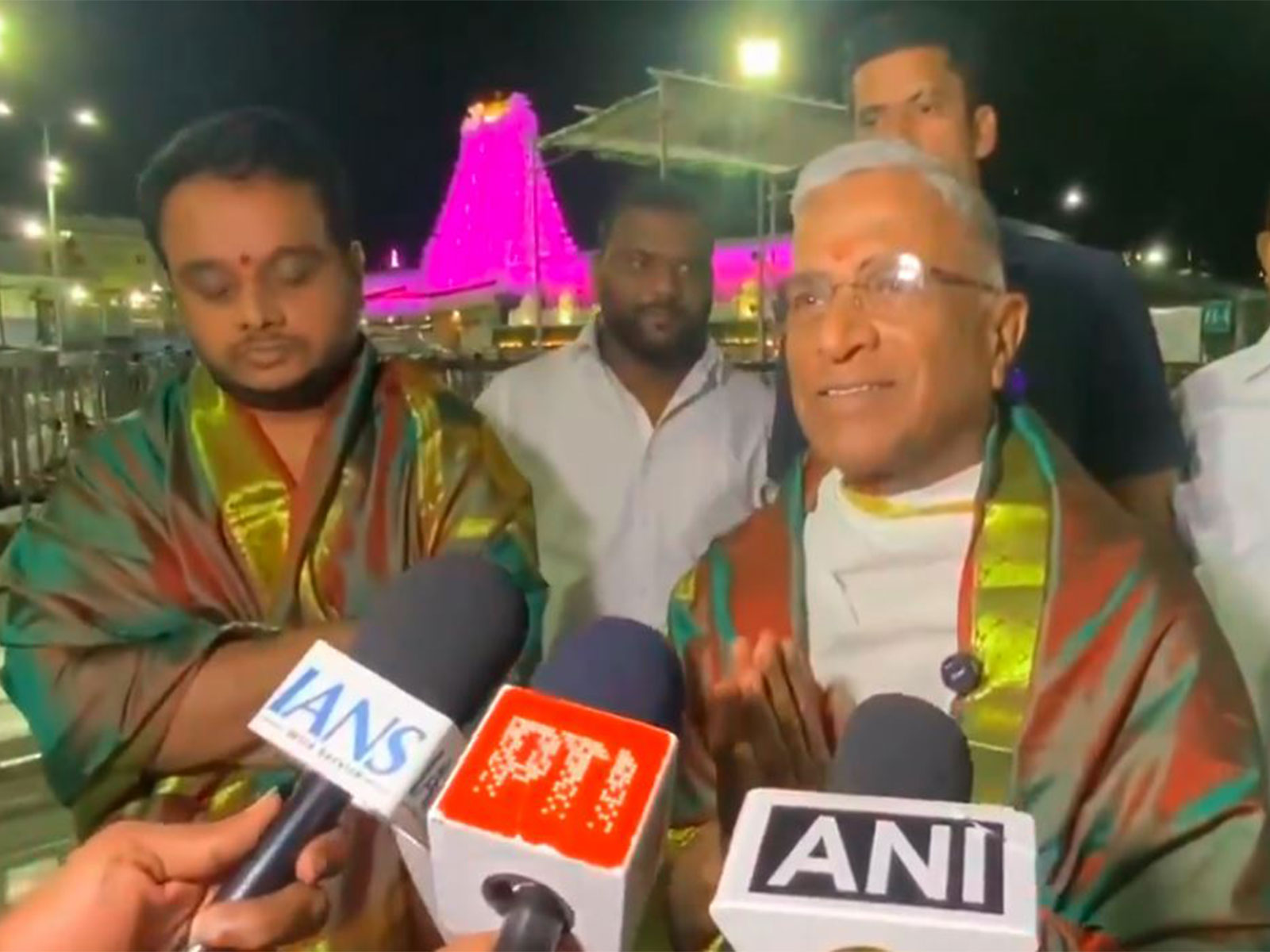Rajya Sabha Deputy Chairman Harivansh Narayan Singh offered prayers to Lord Sri Venkateswara Swamy at Tirumala temple (Photo/ANI)