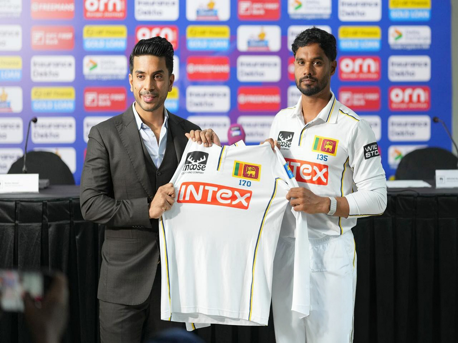 Intex Technologies Director Mr. Keshav Bansal unveils the Jersey with Sri Lanka Captain Mr. Dhananjaya de Silva