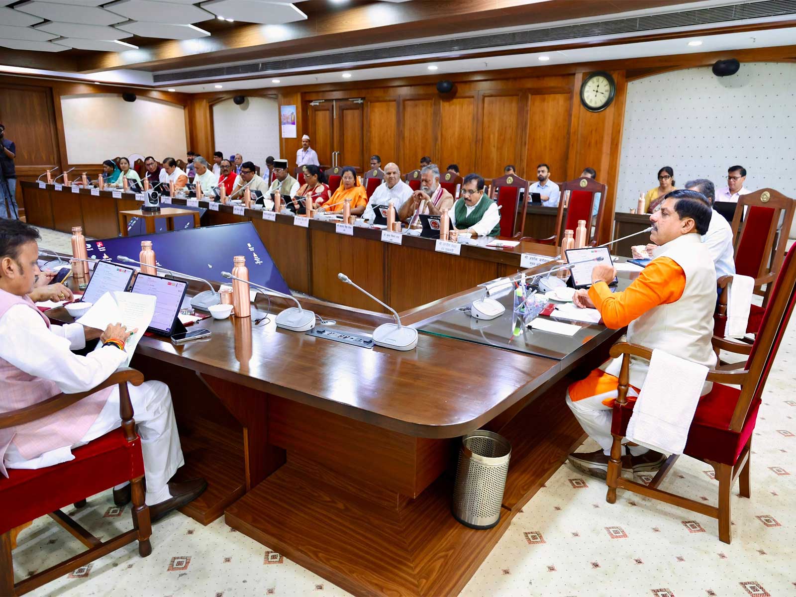 MP CM Mohan Yadav is chairing the cabinet meeting (Photo/DPR)