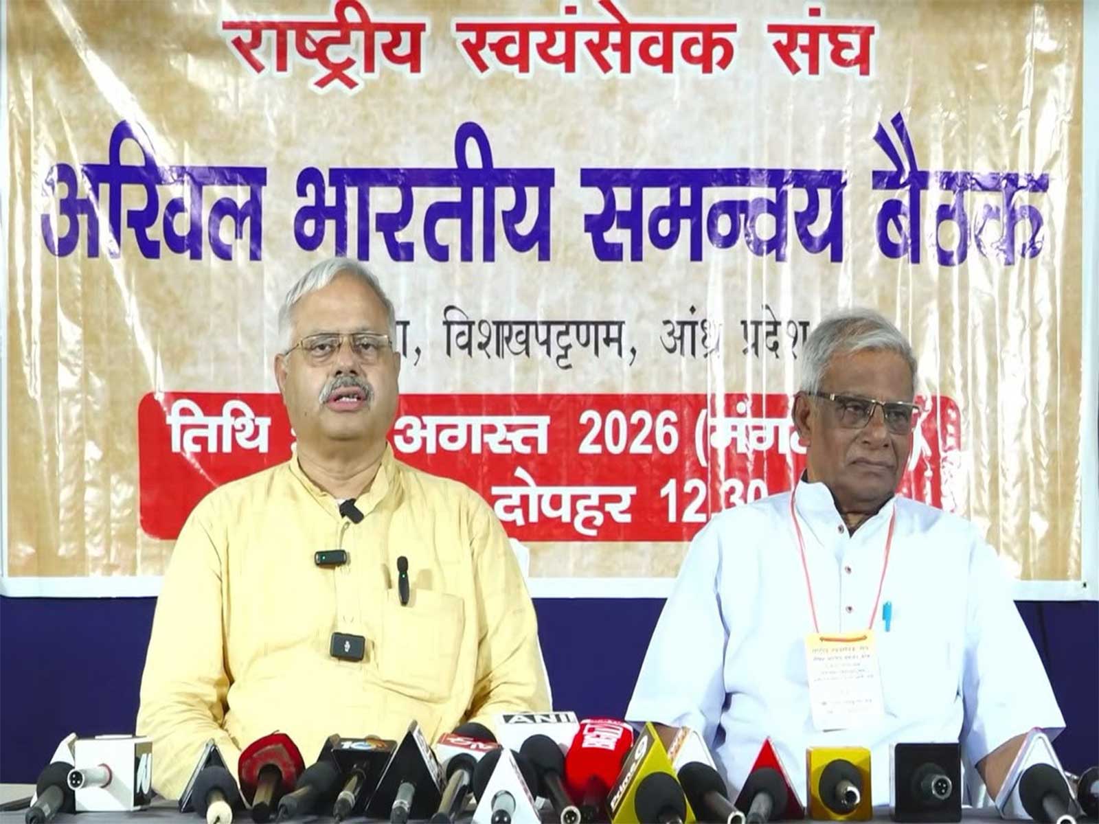 RSS Akhil Bharatiya Prachar Pramukh Sunil Ambekar addressing media (Photo/ANI)