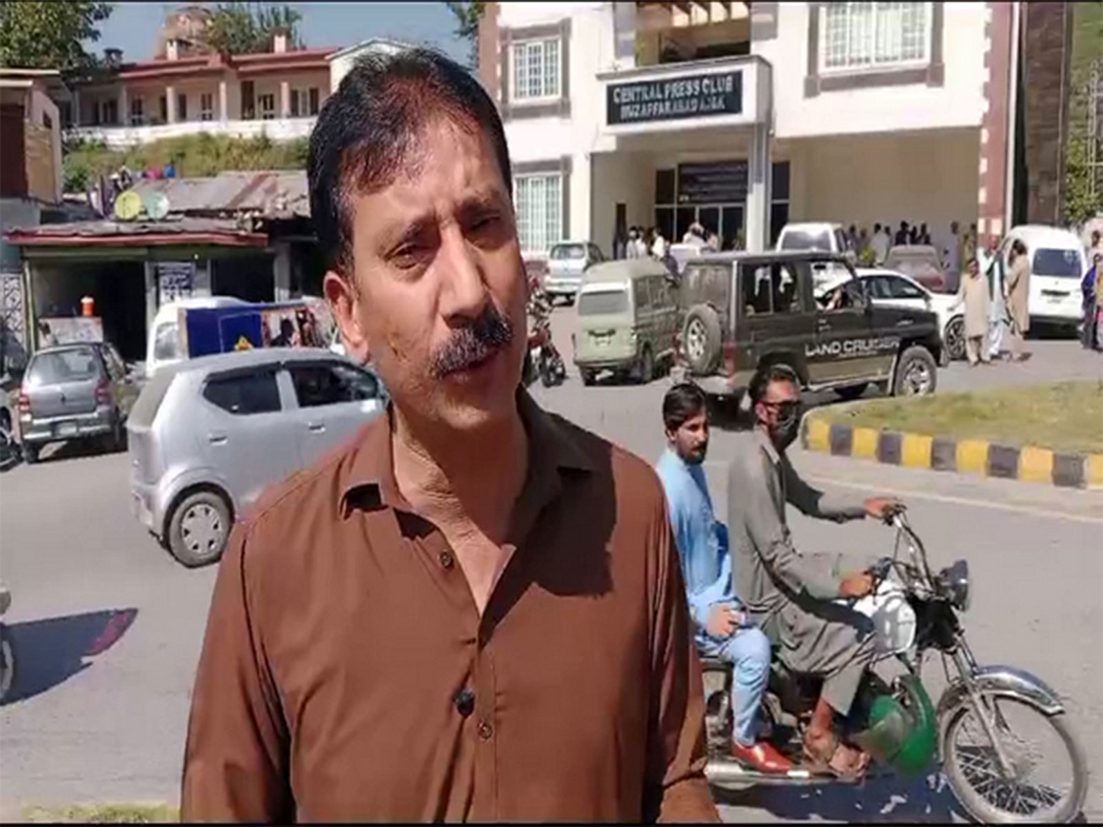  Shaukat Nawaz Mir, Member of Jammu and Kashmir Joint Action Awami Committee (File Photo/ANI)