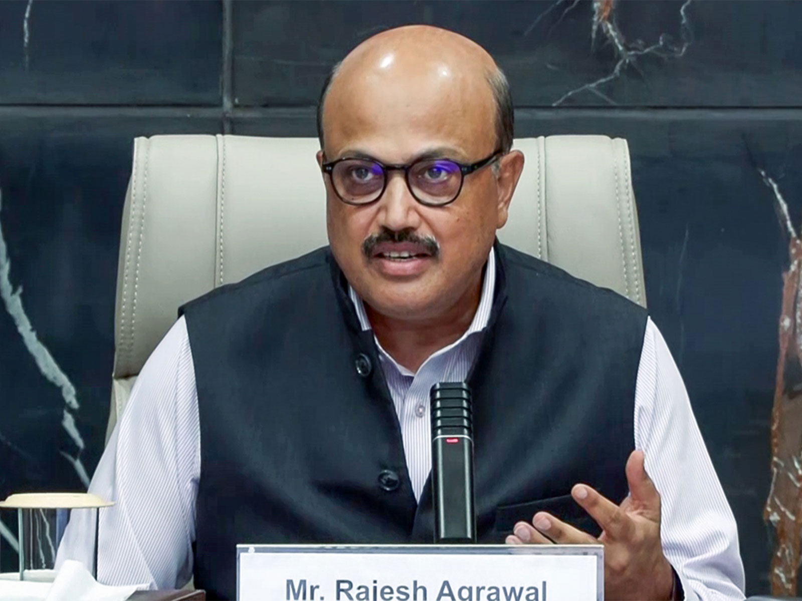 Union Commerce Secretary Rajesh Agrawal (File photo/ANI)
