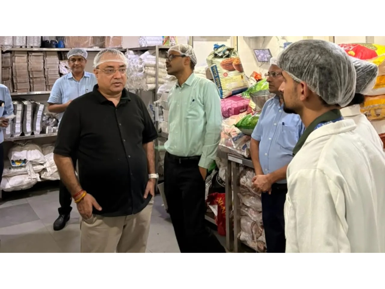 IRCTC CMD Rahul Himalian inspects Mumbai's Catering Network, puts focus back on Quality and Hygiene