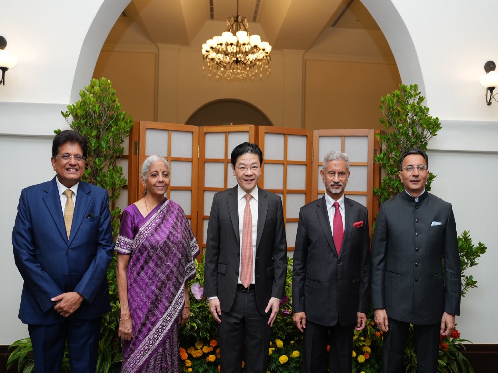 External Affairs Minister S Jaishankar held a meeting with Singaporean Prime Minister and Finance Minister Lawrence Wong, along with Finance Minister Nirmala Sitharaman, Union Minister of Commerce and Industry (Photo/X/@DrSJaishankar)