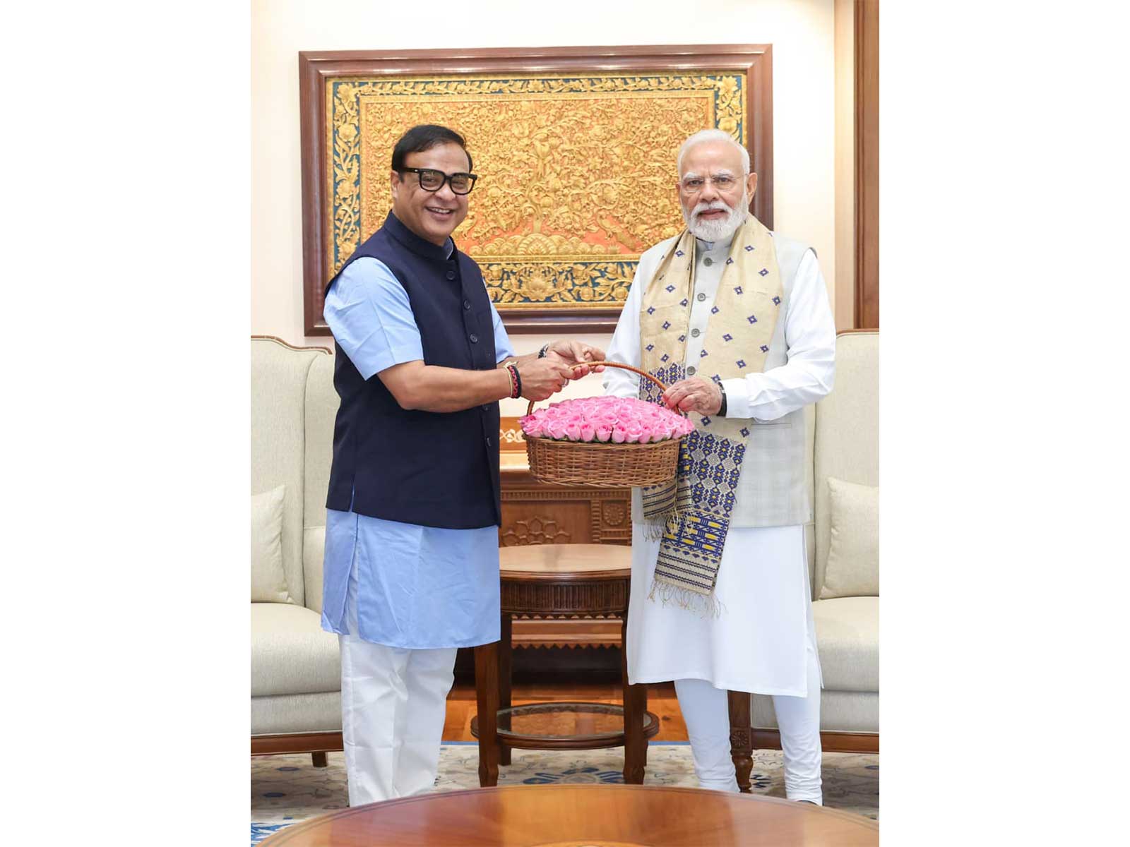 Assam Chief Minister Himanta Biswa Sarma with Prime Minister Narendra Modi (Photo X/ Himanta Biswa Sarma)