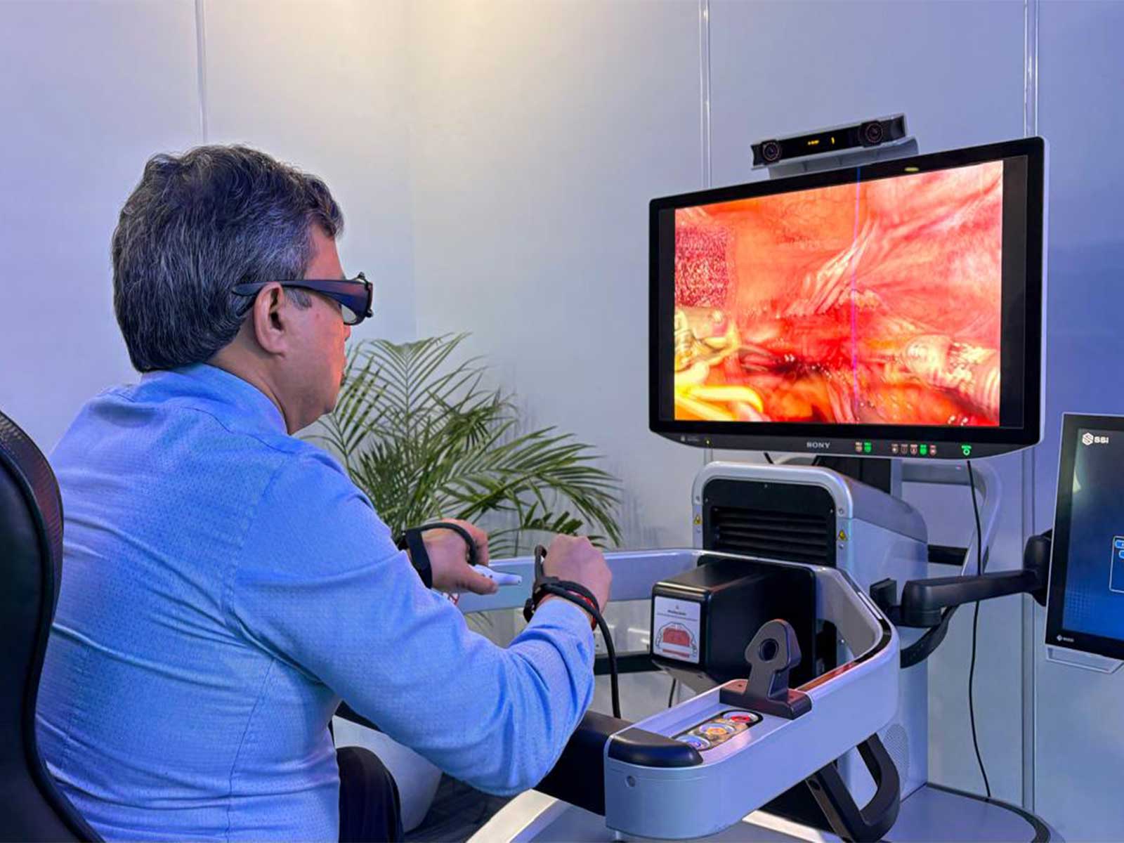 Dr Anup Kumar, Professor and Head, Unit Department of Urology, Robotics and Renal Transplant, VMMC and Safdarjung Hospital, New Delhi (Photo/SafdarjungHospital)
