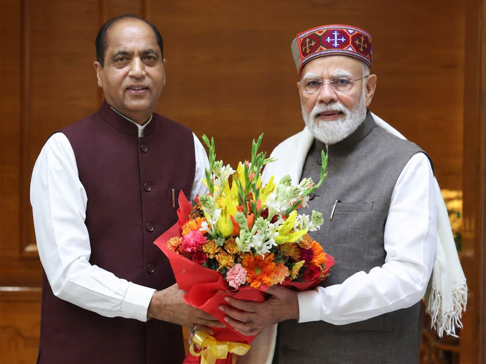 PM Modi, Himachal LoP Jairam Thakur discuss Himachal Pradesh's development, key issues during meeting in Delhi (Photo: ANI)