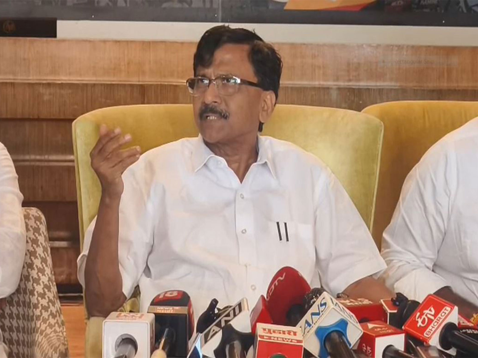  Shiv Sena (UBT) leader Sanjay Raut (Photo\ANI)
