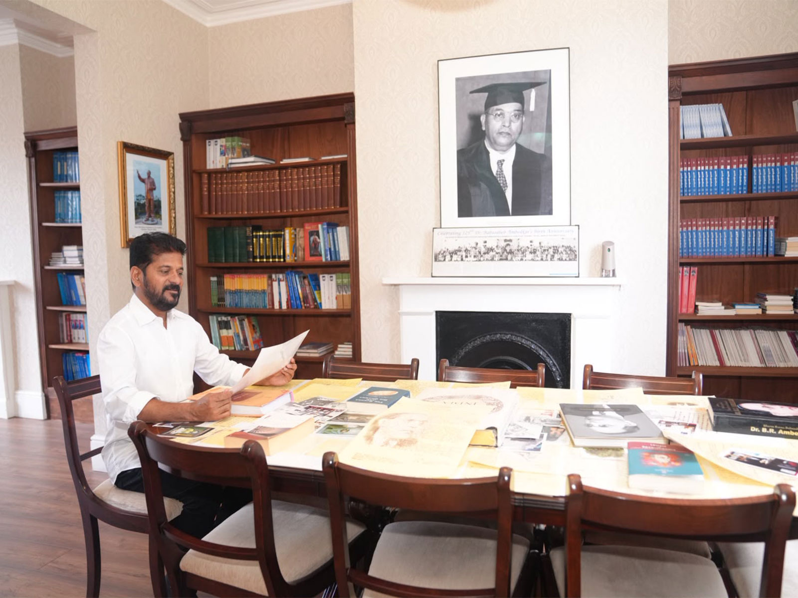Telangana CM visits Ambedkar House in London (Photo/Telangana CMO)