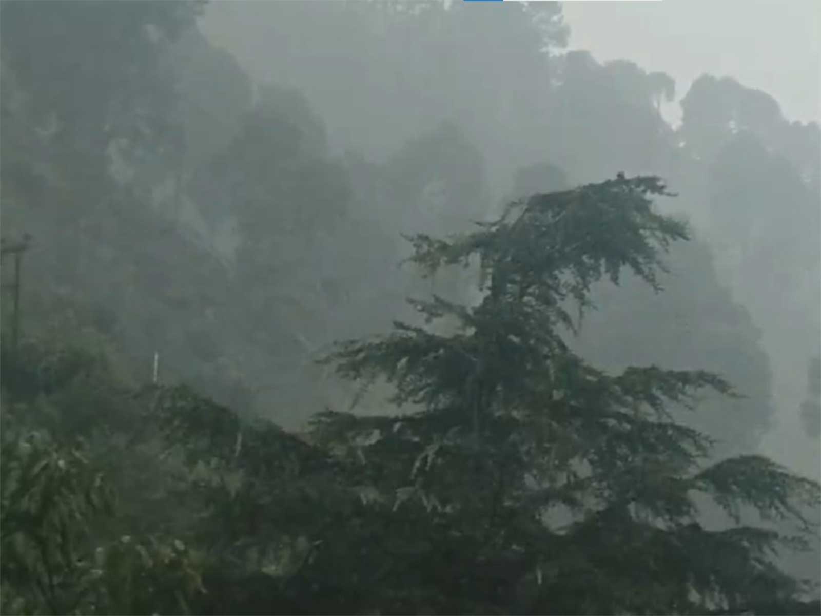Heavy rain lashes parts of Ramban district (Photo/ANI)