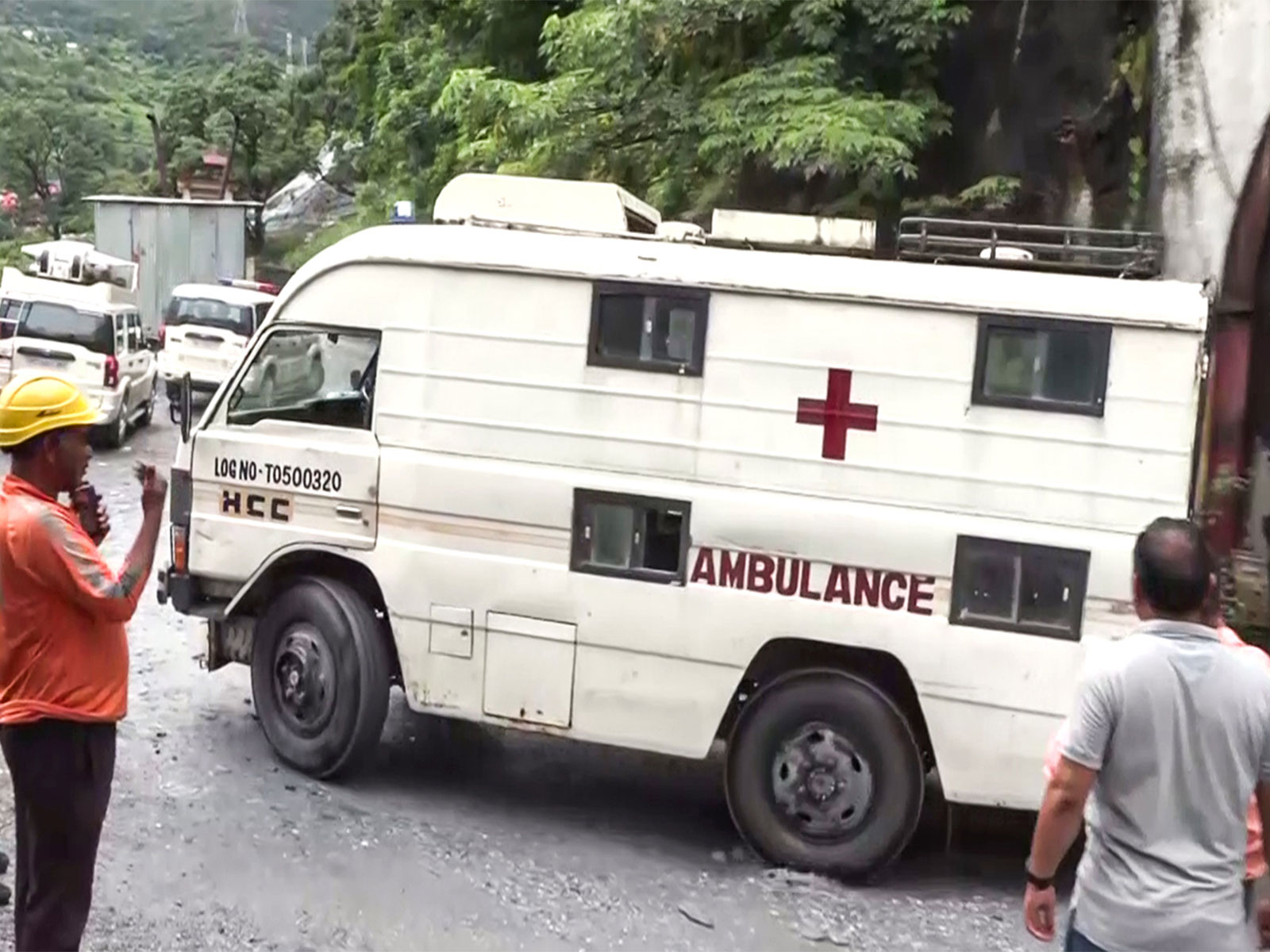  A pregnant woman in labour had to be carried for nearly seven kilometres on an ambulance stretcher (File photo/ANI)