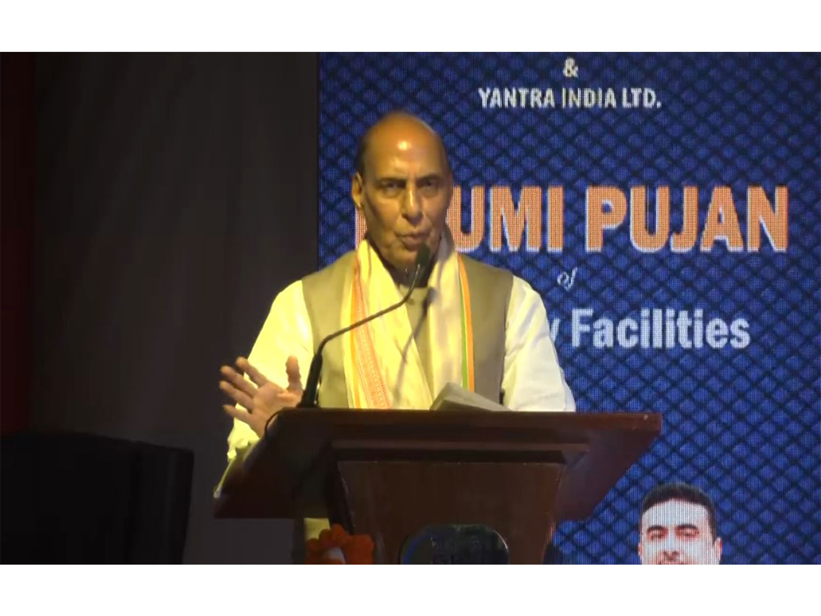 Defence Minister Rajnath Singh in Kolkata (Photo/ANI)