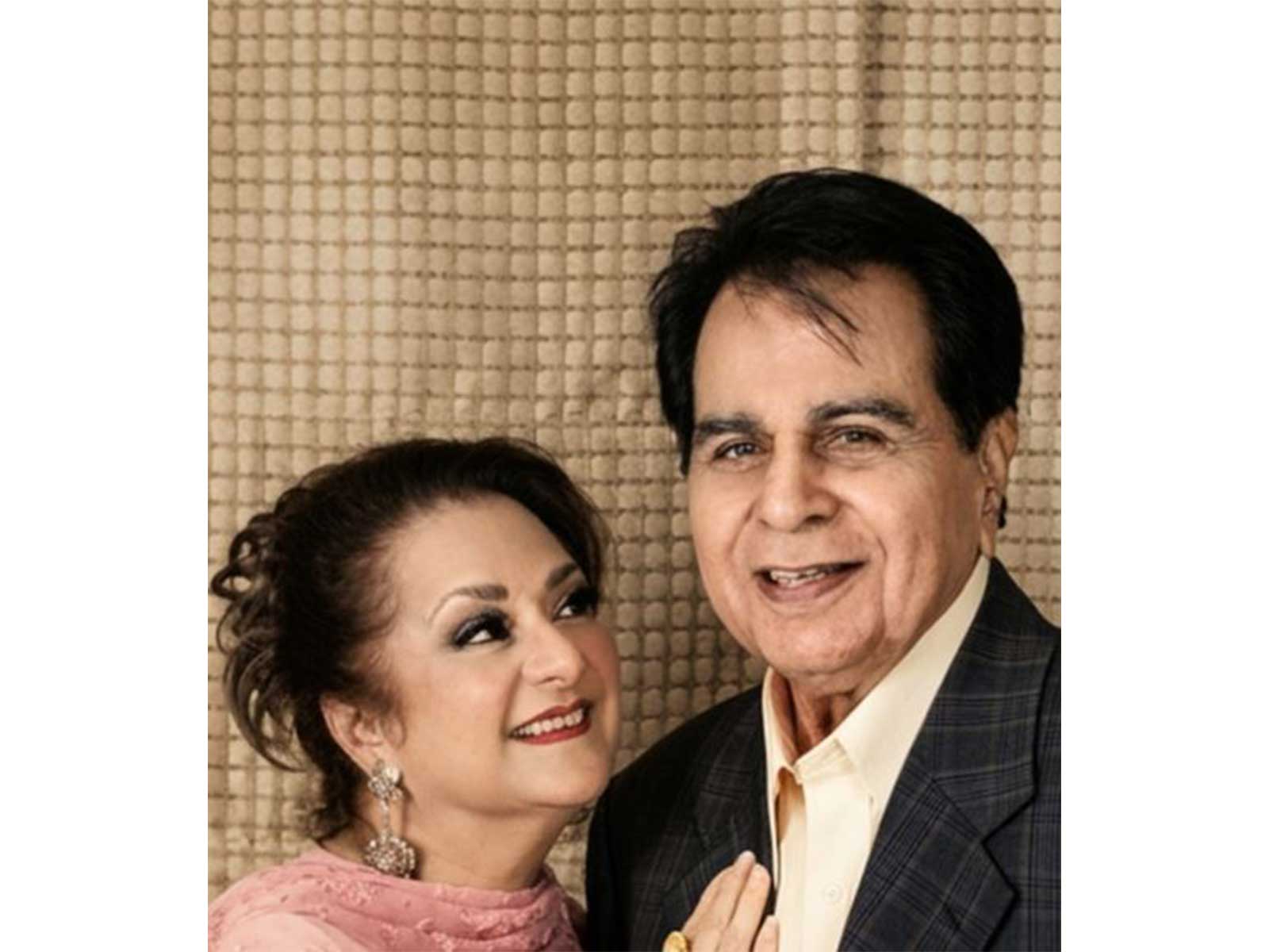 Saira Banu, Dilip Kumar (Photo/Instagram/@sairabanu)