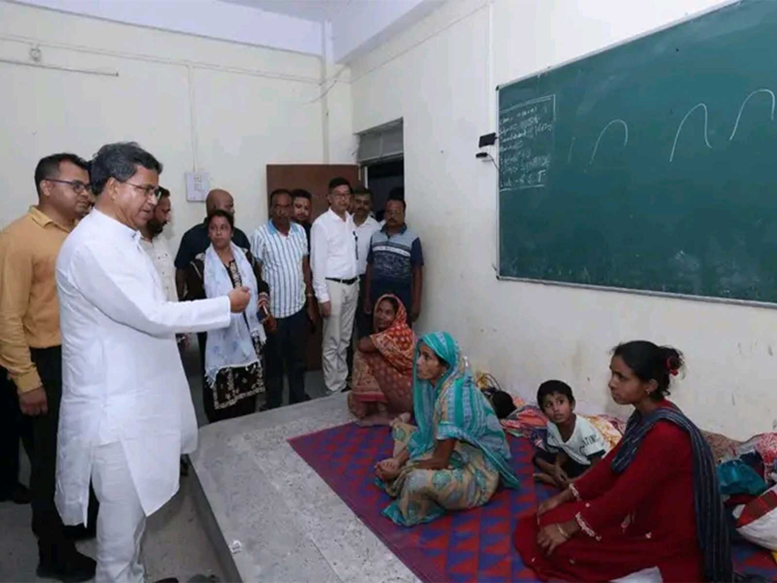 Tripura Chief Minister Manik Saha met flood affected people (Photo/Tripura CMO)